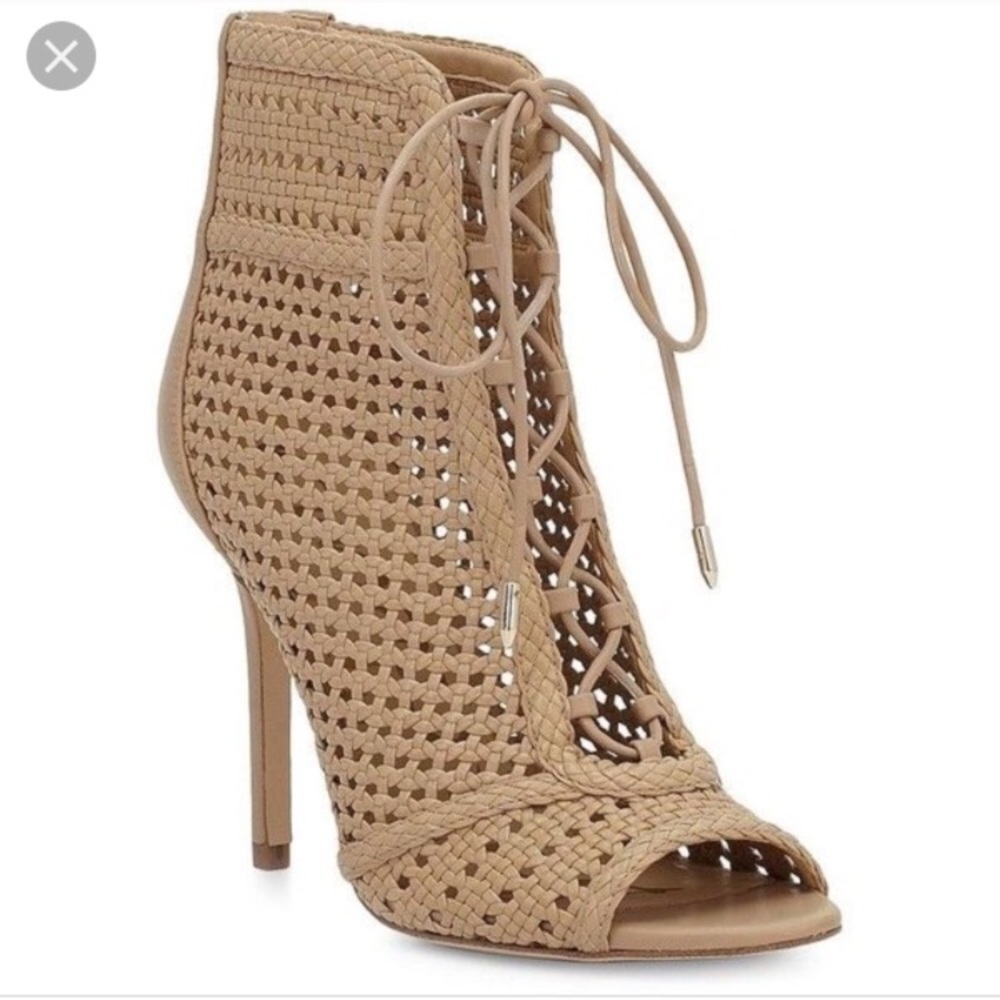 NWWOT Sam Edelman Abbie Lace Up Booties (7.5)
